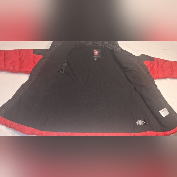 Heavy Coat - Picture 5 of 11